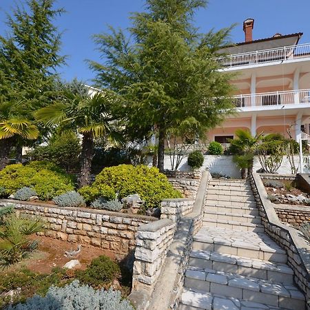 Apartments Slavica Рабац Екстер'єр фото