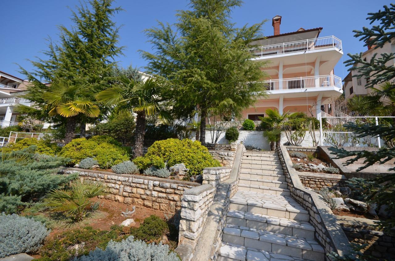Apartments Slavica Рабац Екстер'єр фото