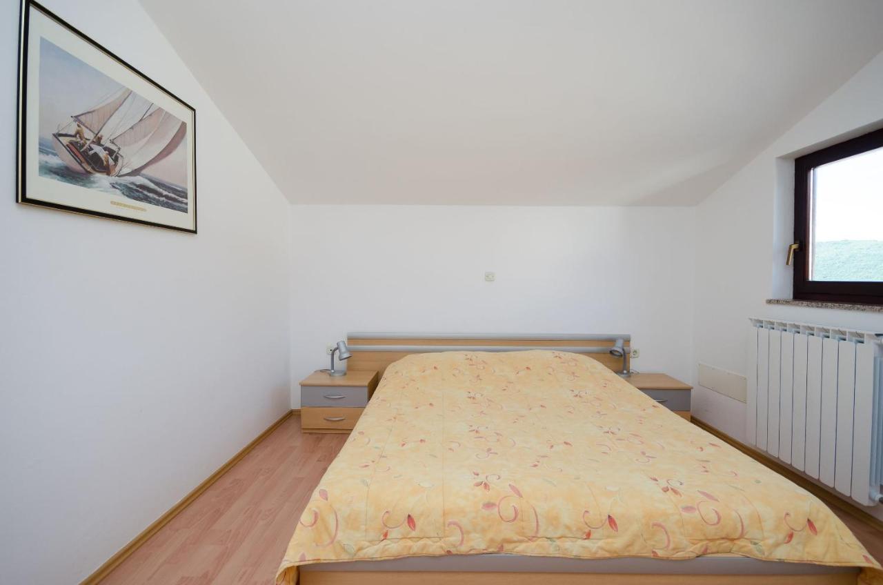 Apartments Slavica Рабац Екстер'єр фото