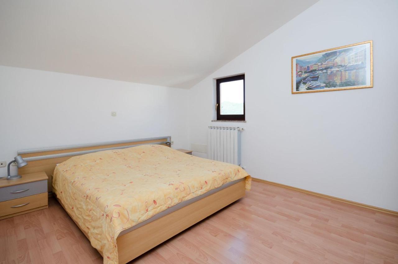 Apartments Slavica Рабац Екстер'єр фото