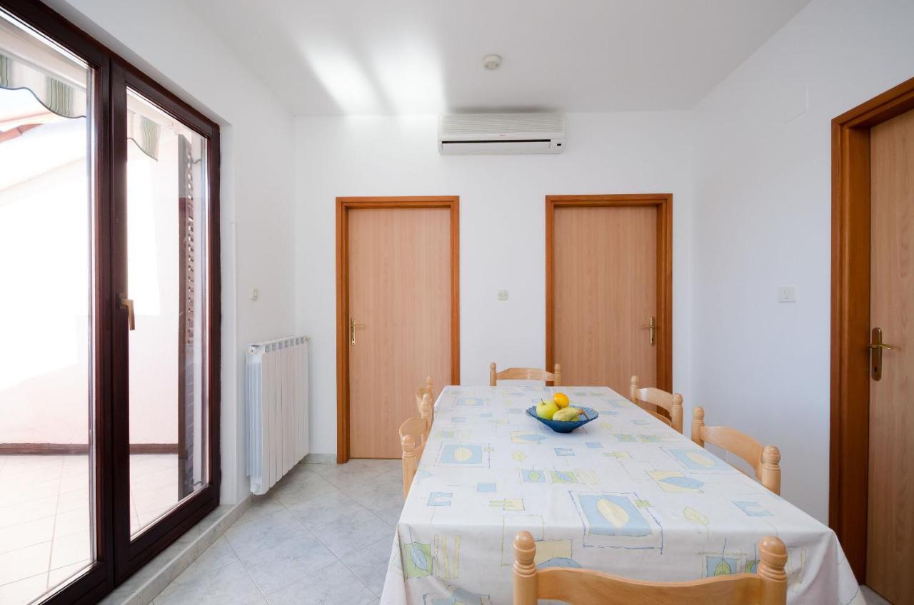 Apartments Slavica Рабац Екстер'єр фото