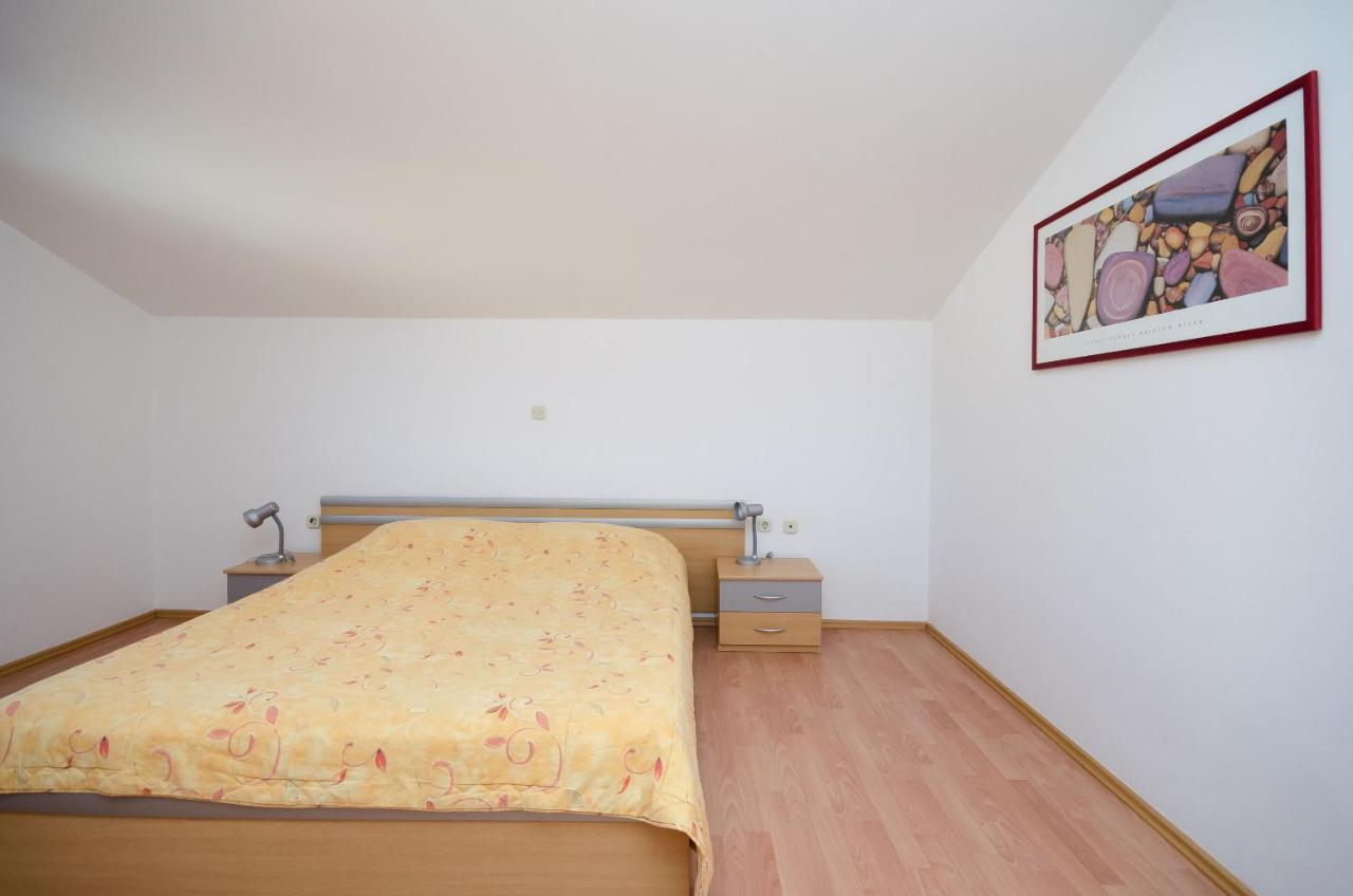 Apartments Slavica Рабац Екстер'єр фото